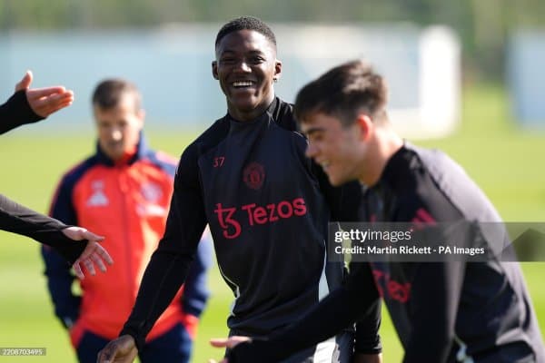 МЮ ярим ҳимоячиси жароҳатдан тузалиб, машғулотларга қайтди