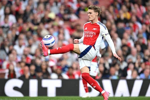 АПЛ. "Арсенал" "Реал"га қарши жавоб беллашувидан аввал очко йўқотди   