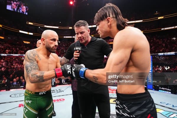 Ярим енгил вазнда янги чемпион аниқланди!