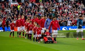 "Манчестер Юнайтед" еттита футболчиси билан хайрлашади