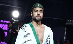 Шахрам Гиёсов нокаутировал соперника