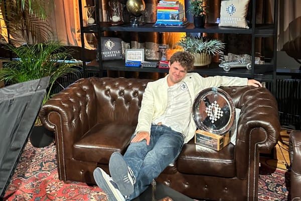 "Freestyle Chess Grand Slam Paris-2025". Карлсен чемпион, Абдусатторов эса 8-ўринни эгаллади. Ҳамюртимиз қанча ишлаб олди?