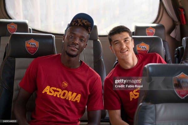 "Милан" "Рома" ҳужумчисини тўлиқ сотиб олади