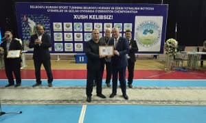 Андижонда белбоғли кураш бўйича мамлакат чемпионати ўтказилмоқда