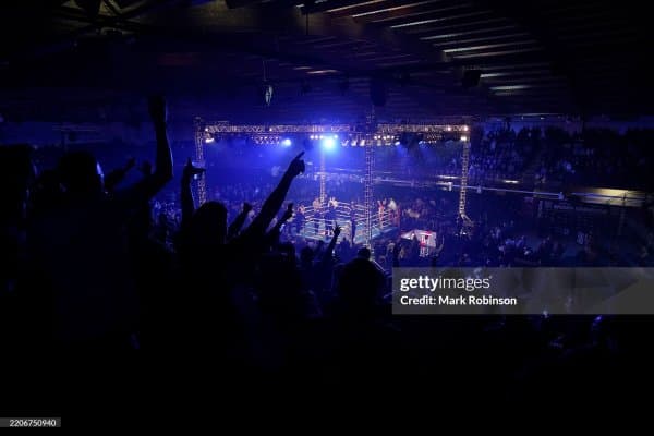 Бокс. Икки ҳамюртимиз Россия рингларини "титратди"