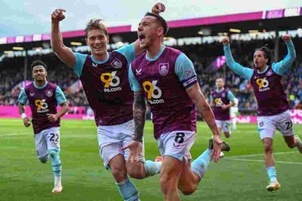 Англия: Премьер-лигага чиққан икки жамоа номи аниқ бўлди