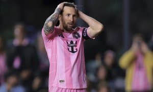 Messi kimlardan “qarzdor” ekanini aytdi