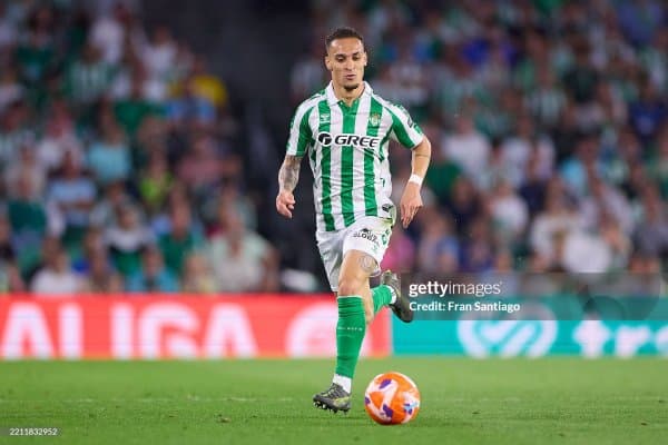 "Бетис" Антонини жамоада олиб қолмоқчи