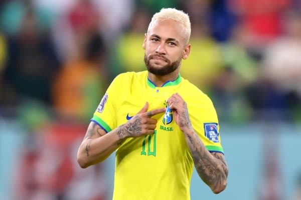 Неймар Бразилия терма жамоасига бош мураббий танлаб берди