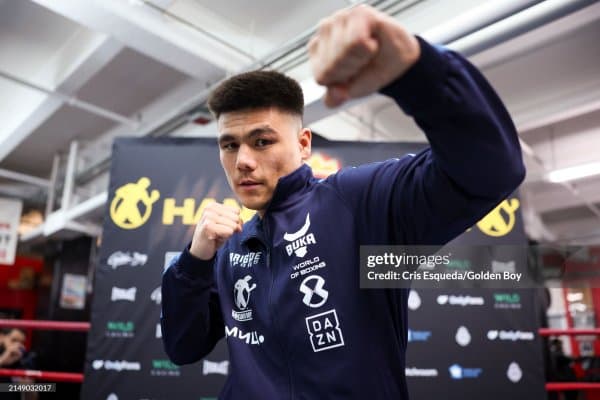 Бектемир Мелиқўзиев енгилмас жангчини тўхтатиш учун рингга кўтарилади