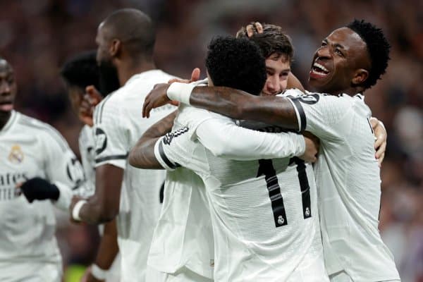 Суперфутболчи “Реал”ни танлади