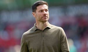 "Байер" Алонсо ўрнига 2 мураббий топиб қўйди