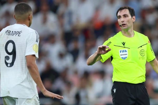 "Барселона" маслаҳатчиси: "Ҳакам "Реал" дарвозасига 3 та пенальти белгиламади"