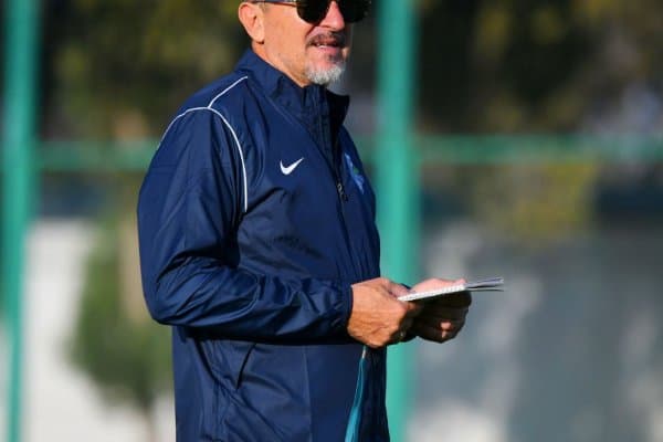 "Олимпик" устози йирик ҳисобдаги мағлубиятдан сўнг: "Футбол ўйнашга максимал хоҳиш бўлмаяпти"