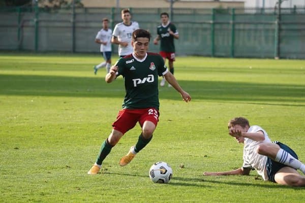 Жасур Жалолиддинов тўп сураётган "Тамбов" клуби қишда РПЛни тарк этиши мумкин!