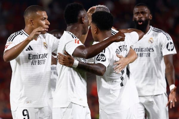 “Реал” суперюлдузини Англиянинг уч гранди талашяпти