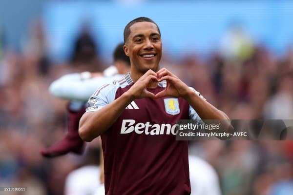 АПЛ. "Астон Вилла" ЕЧЛ йўлланмаси учун курашга қайтди. Ҳозирча учта жамоада 60 очко 