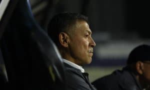 ОКМКнинг 10 футболчи билан 1:3 ни 4:3 га айлантирган ўйинидан сўнг Миржалол Қосимов қандай фикр билдирди?