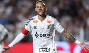 Неймар жамоамга қадам босмасин!