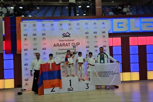 Каратэ. Ўзбекистон Арманистонда 6 та медални қўлга киритди