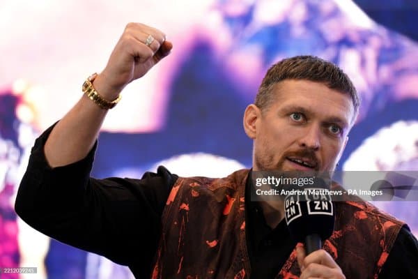 Александр Усикка от зарба бериб юборган(ми?)