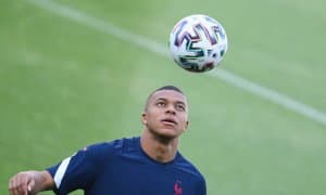 Мбаппе энди Африкада футбол ўйнайди