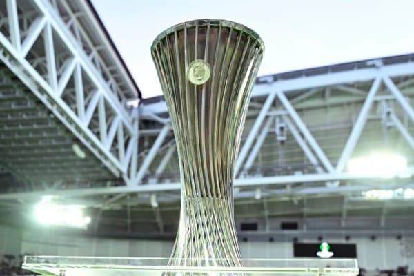 Конференциялар лигаси: Икки машҳур клуб финалда тўқнаш келади