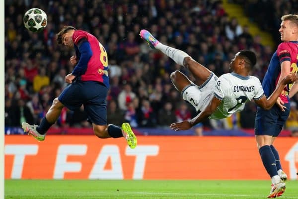 “Барса” раҳбарлари энг катта “душман”ни олмоқчи!