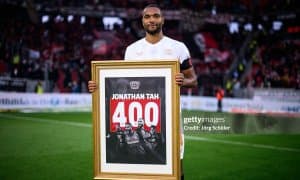 "Ньюкасль" "Байер" ҳимоячисини ўз сафига қўшиб олмоқчи