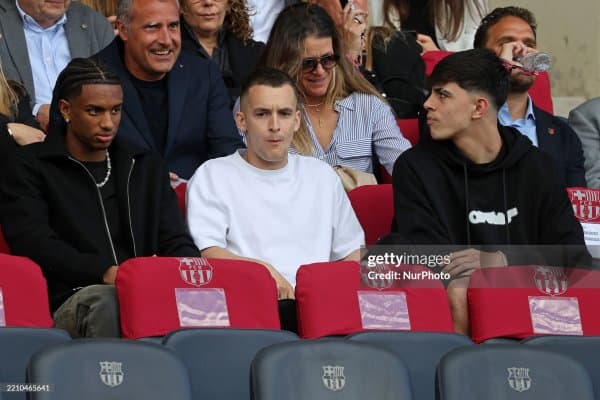 "Реал"га қарши баҳс олдидан "Барселона"нинг икки футболчиси сафга қайтди