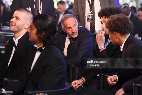 "Байер"га Франциядан мураббий келади