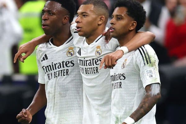 “Реал” юлдузи жамоада ўйнагиси келмай қолди