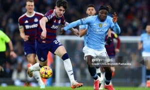 "Манчестер Сити" ҳимояни кучайтириш учун "Ньюкасл"дан футболчи сотиб олмоқчи