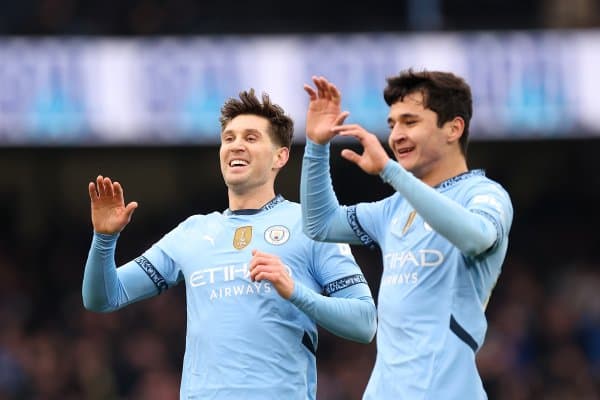 Ҳусановни яна қозоқ футболчисини билан солиштиришди. Бу гал хулоса бошқача бўлди!