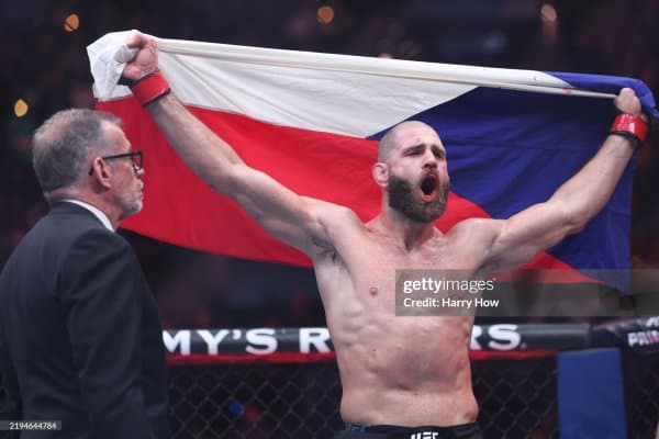 Иржи Прохазка "UFC 317" турнирида иштирок этмаслигининг ноодатий сабабини айтиб ўтди