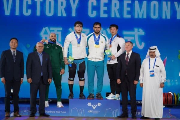 Акбар Жўраев мутлақ Осиё чемпиони! Амриддиновда 3 та кумуш 