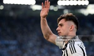 "Ювентус" футболчисини жамоада сақлаб қолмоқчи эмас 