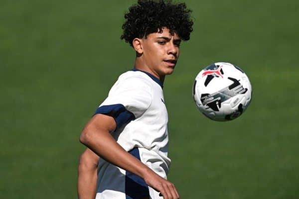 Роналдунинг ўғли терма жамоага соврин олиб берди