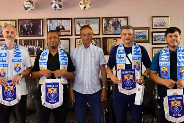 ЎФА вакиллари “Шўртан” футбол академиясига ташриф буюрди