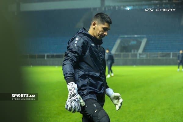 Терма жамоамиз лидерлари "Локомотив"да машғулотларни бошлади