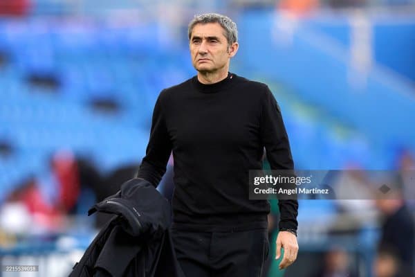 "Атлетик Бильбао" Вальверде билан янги шартнома имзолаганини эълон қилди