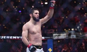 Икки чемпион Ислом Махачевга қарши режа тузмоқчи