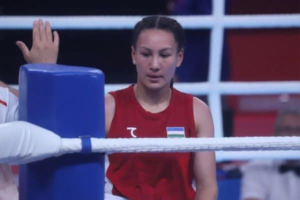 Сабина Бобоқулова сингапурлик боксчига ҳеч қандай имкон қолдирмади