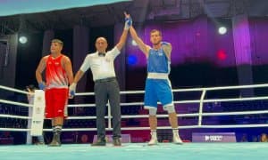 Жалолов ярим финалда!