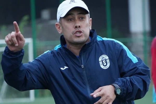 Унинг фаолиятида янги саҳифа ёхуд ўзбекистонлик мутахассис қўшни чемпионатда бош мураббийга айланди