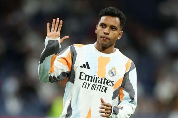 200 миллион, 4 футболчи ва Чемпионлар Лигасида зўр қатнашамиз!