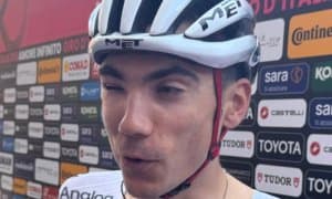 Велоспорт тарихида кам учрайдиган ҳодиса содир бўлди