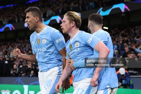 "Манчестер Сити" ярим ҳимоячиси билан шартномани узайтириши мумкин