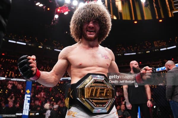 Мераб Двалишвили "Реал Мадрид"нинг собиқ сардорини тарихдаги энг буюк футболчи деб атади