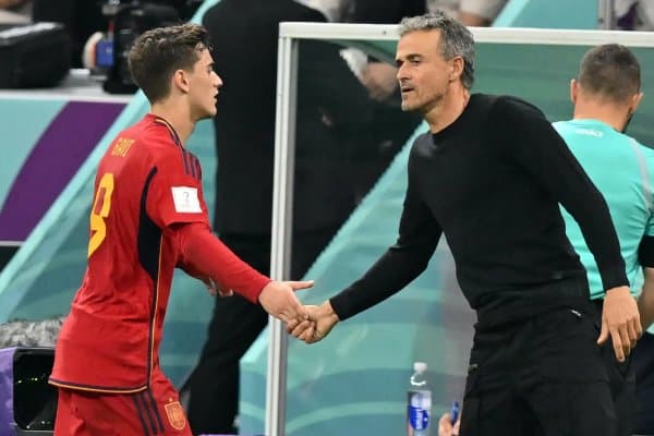 Гави: "Энрике мен учун энг зўри" 